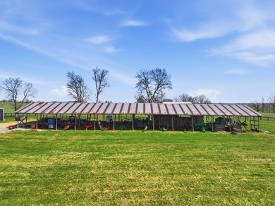 Prime location in Bourbon County. +/- 773 acres horse farm in - photo 25