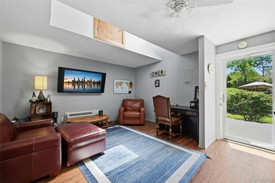 Beautiful Storybook Brick & Stone 2/3 Bedroom, 2 Full Bath - photo 26