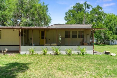 Charming 2-bedroom, 1-bath single-wide situated on a spacious 0 - photo 2