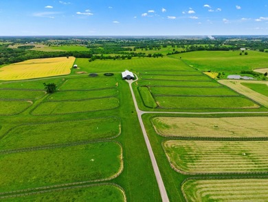 Prime location in Bourbon County. +/- 773 acres horse farm in - photo 43