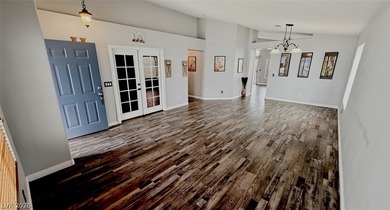 **Charming Single-Story Home in Desirable Location!**
Welcome