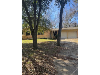 Lake Waco Home For Sale in Woodway Texas