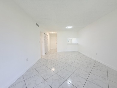 Beautifully renovated 2-bedroom, 1-bath second-floor condo - photo 4