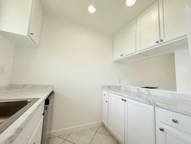 Beautifully renovated 2-bedroom, 1-bath second-floor condo - photo 5