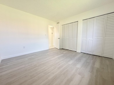 Beautifully renovated 2-bedroom, 1-bath second-floor condo - photo 7