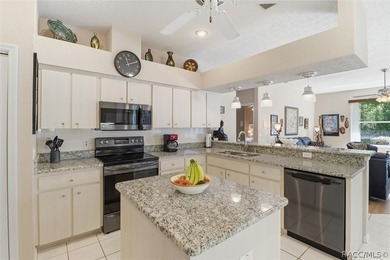 Welcome to this move-in ready home in Sugarmill Woods, where - photo 7