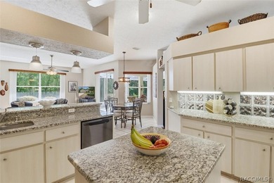 Welcome to this move-in ready home in Sugarmill Woods, where - photo 8