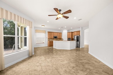 Welcome to your dream home in the prestigious Palm Cove Golf & - photo 12