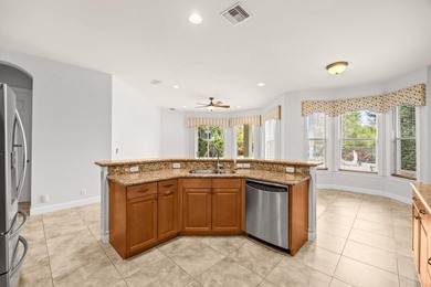 Welcome to your dream home in the prestigious Palm Cove Golf & - photo 14