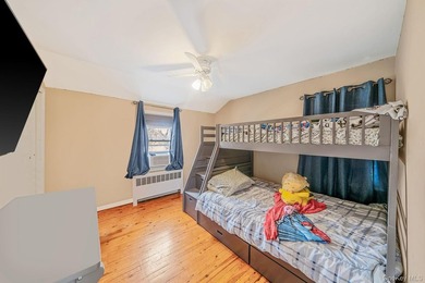 Charming two-story Cape featuring two bedrooms on the second - photo 17