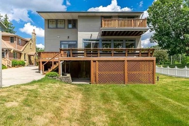 Spectacular Rock River location! This wonderful home offers 75 - photo 17