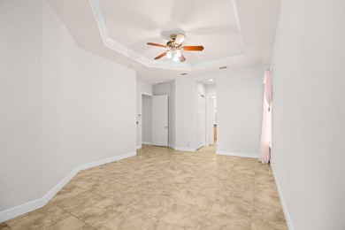 Welcome to your dream home in the prestigious Palm Cove Golf & - photo 19