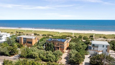 Set on an extraordinary 0.93-acre oceanfront parcel with 122 - photo 20