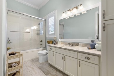 Custom-built in 2019, this stunning CBS golf course estate in - photo 20