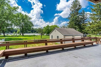 Spectacular Rock River location! This wonderful home offers 75 - photo 20