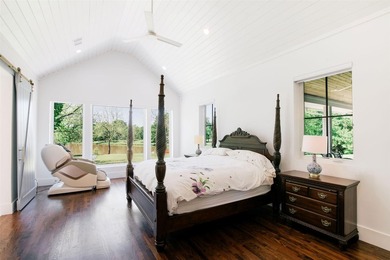 Where luxury meets tranquility, this stunning 2022 custom modern - photo 21