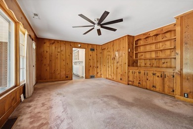 MOTIVATED SELLER, MAKE US AN OFFER! 3 BR/1.5 Bath Home on a - photo 21