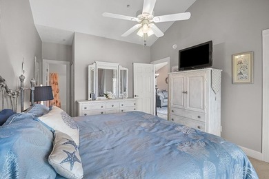 Welcome to this beautifully maintained 2-bedroom, 2-bathroom - photo 23