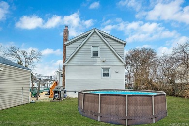 Charming two-story Cape featuring two bedrooms on the second - photo 23