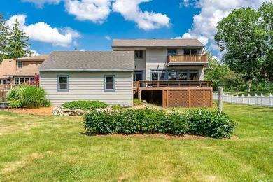 Spectacular Rock River location! This wonderful home offers 75 - photo 24
