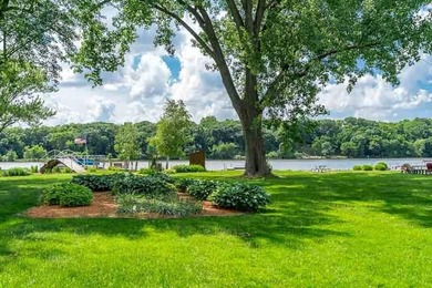 Spectacular Rock River location! This wonderful home offers 75 - photo 25