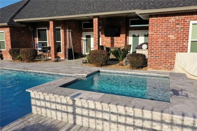 Luxury living in the gated golf course community of Masters - photo 28