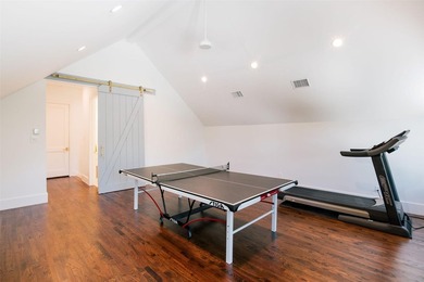Where luxury meets tranquility, this stunning 2022 custom modern - photo 28