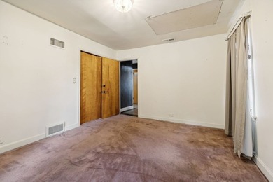 MOTIVATED SELLER, MAKE US AN OFFER! 3 BR/1.5 Bath Home on a - photo 30