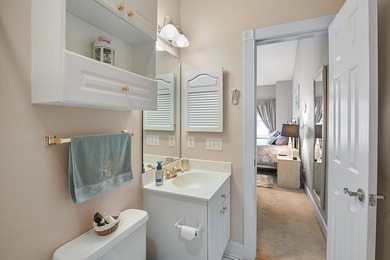 Welcome to this beautifully maintained 2-bedroom, 2-bathroom - photo 34