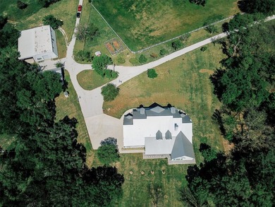 Where luxury meets tranquility, this stunning 2022 custom modern - photo 34