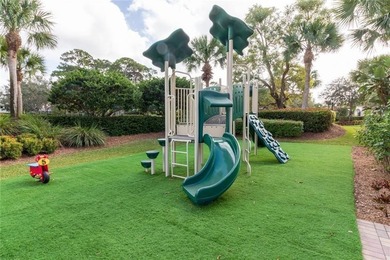 Welcome to your dream home in the prestigious Palm Cove Golf & - photo 39
