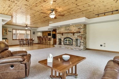 Spectacular Rock River location! This wonderful home offers 75 - photo 47