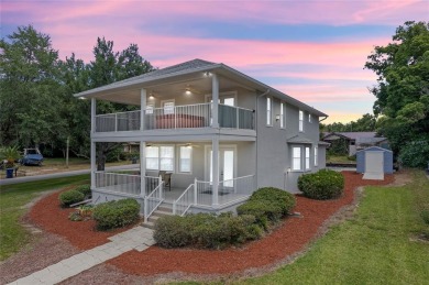 Lake Minneola Home For Sale in Minneola Florida
