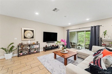 Experience the perfect blend of elegance, comfort, and Florida - photo 6