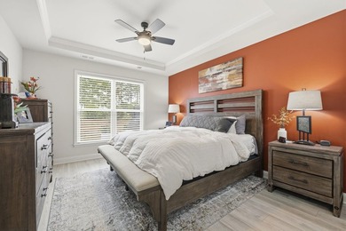This well maintained 2 bedroom, 2 bathroom home attached villa - photo 21