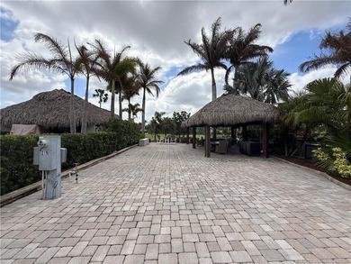 Exceptional oversized 2,749 sq. ft. pull-in lot offering - photo 6