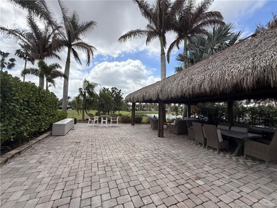 Exceptional oversized 2,749 sq. ft. pull-in lot offering - photo 8