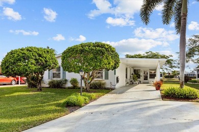 Enjoy lakeside living in this 3-bedroom, 2-bath home located in - photo 2