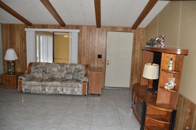 Nice 2 Bedroom, 2 Full Bath Foothills Double Wide home with