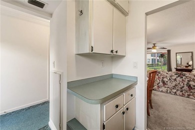 Welcome to this beautifully maintained ground-floor, 2-bedroom - photo 7