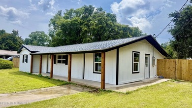 A Beautiful House completely remodeled and move-in ready!!! This - photo 1
