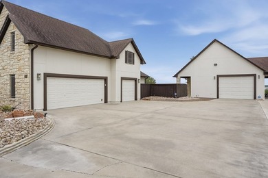 Welcome to this exceptional retreat where luxury, privacy, & - photo 5