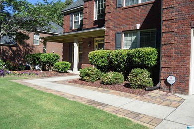 Stunning full-brick home overlooking the 14th hole of the golf - photo 3