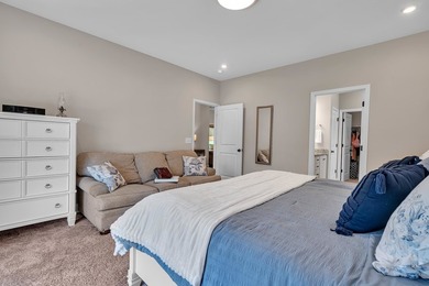 MOTIVATED SELLERS - NOT YOUR TYPICAL NEW BUILD If you've been - photo 12