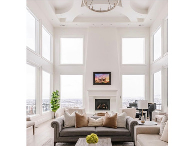 This beautiful home is in one of the most exclusive - photo 21