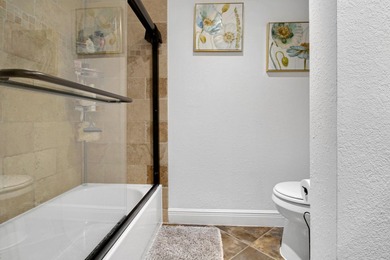 Move right in to this beautiful 1 bedroom and 1.5 baths unit - photo 23