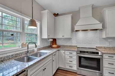 MOTIVATED SELLERS - NOT YOUR TYPICAL NEW BUILD If you've been - photo 25