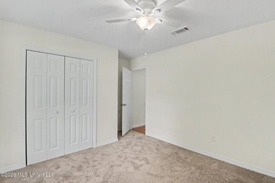 Welcome home to this beautifully updated 3-bedroom, 2-bath home - photo 10