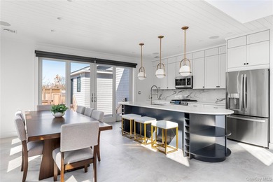 Welcome to 44 Island Walk, a gorgeous, brand-new build located - photo 10