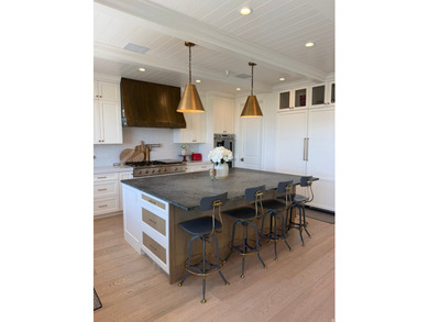 This beautiful home is in one of the most exclusive - photo 31